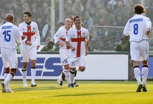 记者：佩林希望加盟热那亚，尤文考虑引进拉齐奥门将曼达斯（记者：佩林倾向转投热那亚，尤文考虑签下拉齐奥门将曼达斯）