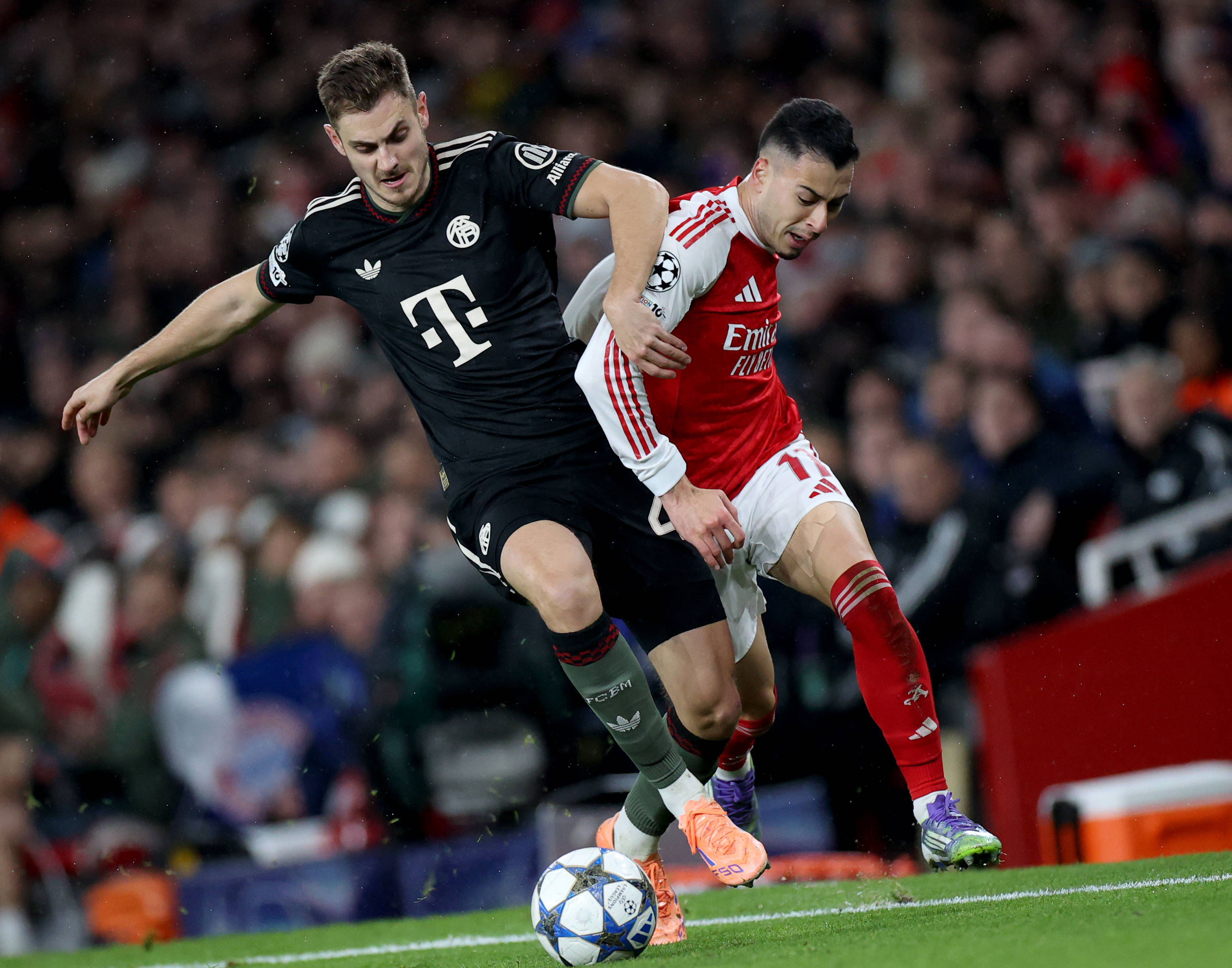 里程碑，迈阿密国际队史首次晋级季后赛第二轮