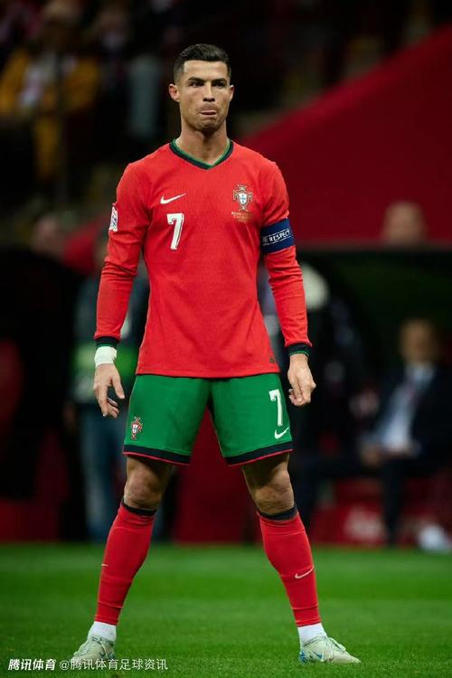 69球，希克追平贝尔巴托夫并列成为勒沃库森德甲外援第一射手（第69球！希克追平贝尔巴托夫，并列勒沃库森德甲外援射手榜第一）